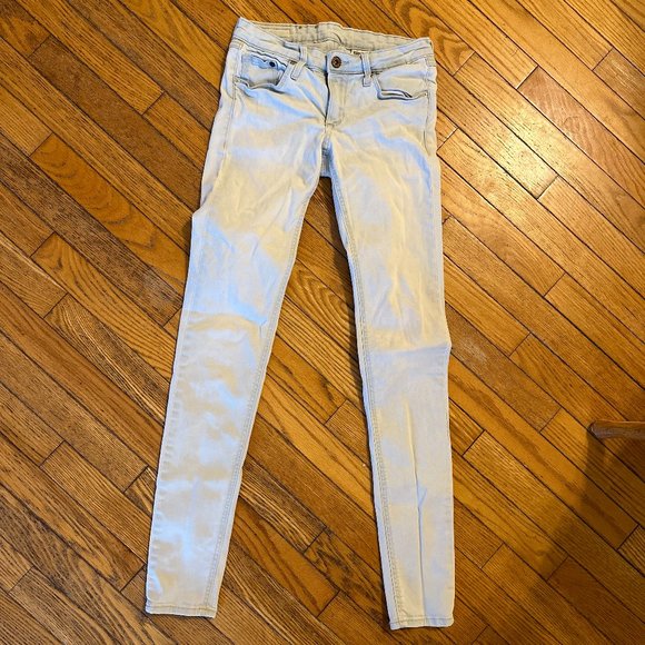 H&M Super Skinny Low Rise Lightwash Jeans (Size: 27/32) - Picture 6 of 6